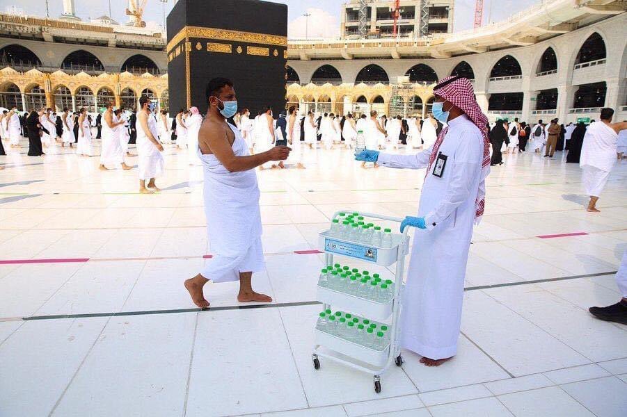 Saudi Arabia Launches Unlimited Online Zamzam Water Orders for Residents