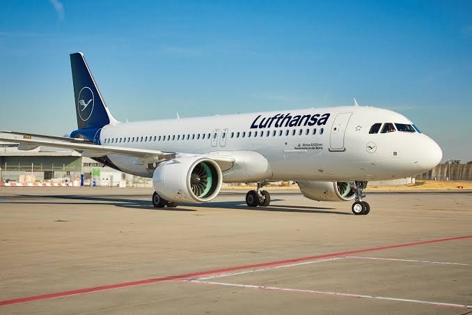 Lufthansa Cuts Routes in 2026 to Reduce Costs