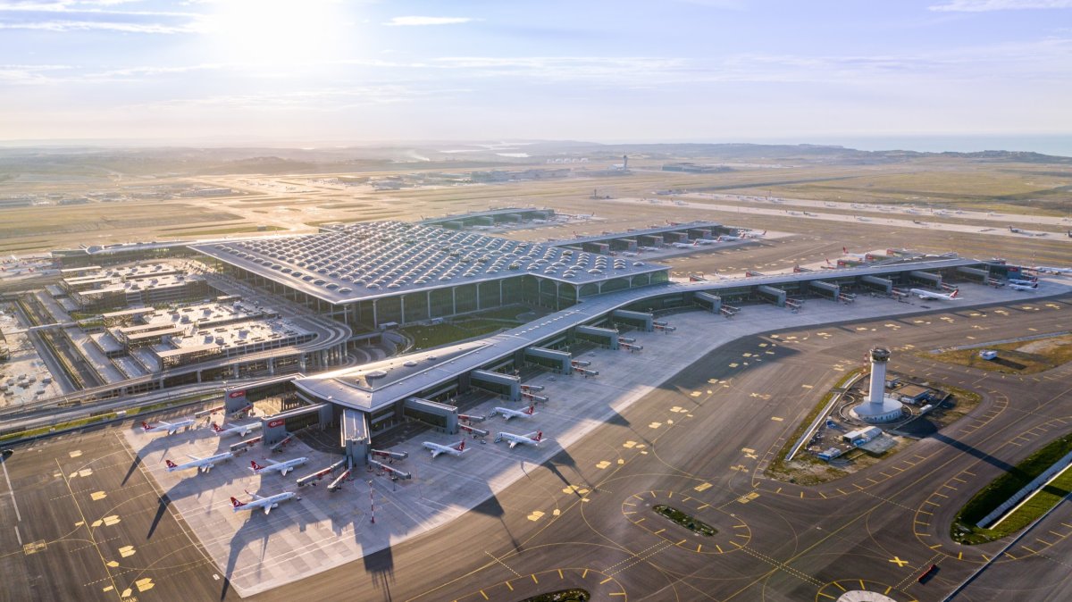 Türkiye’s Airports Welcome 230 Million Travellers in Just 11 Months