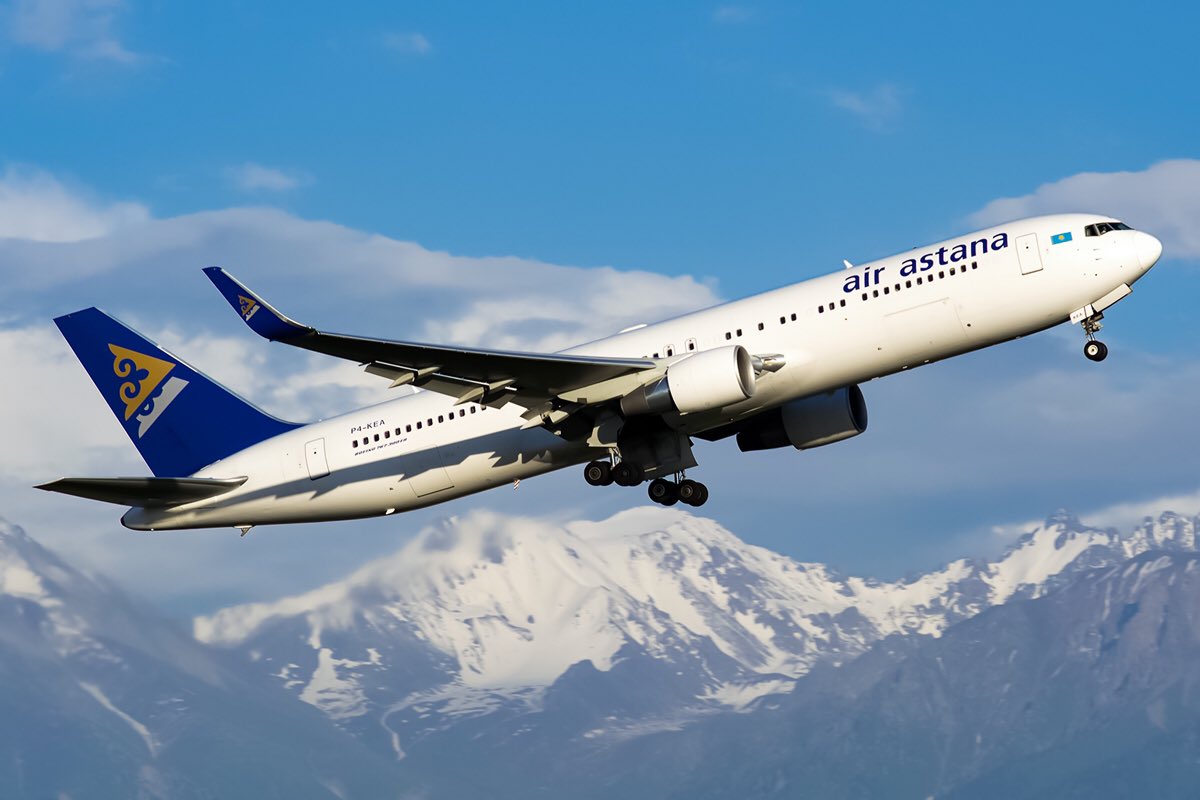 Air Astana Orders Up to 15 Boeing 787 Dreamliners