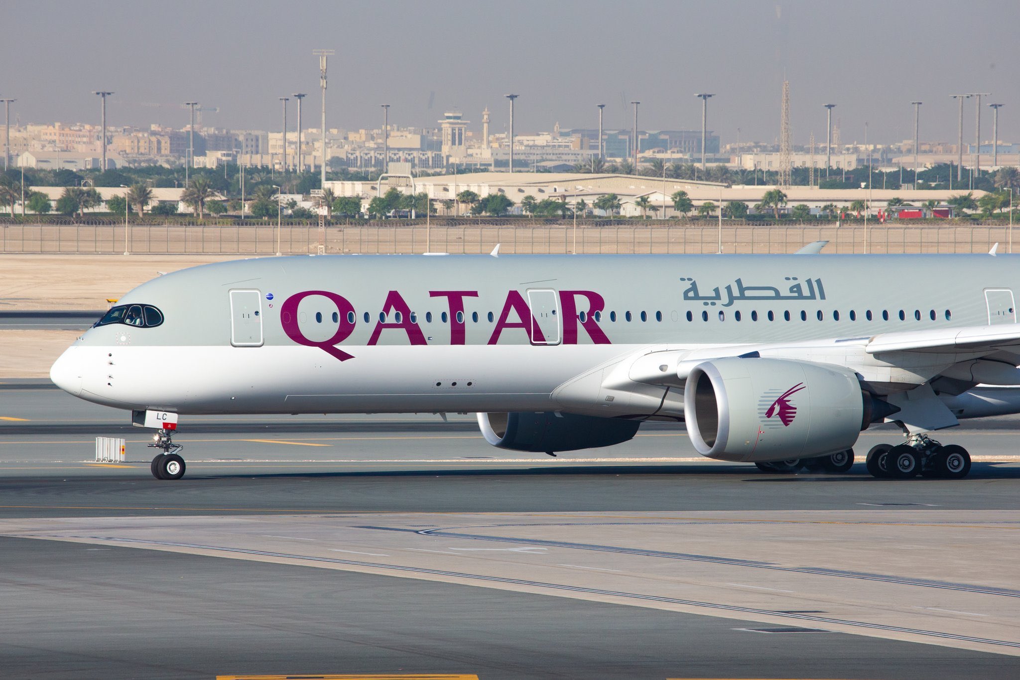 Qatar Airways Operates Limited Flights to and from Doha Amid Airspace Closure