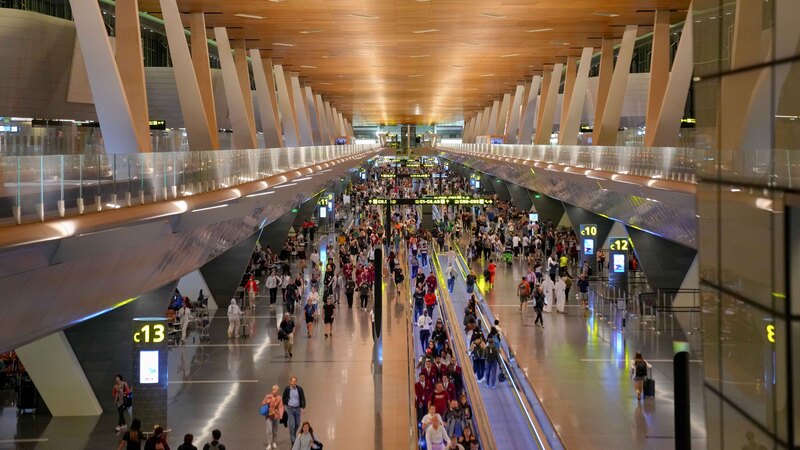 Hamad International Airport Maintains Full Operations Amid Increased Flight Activity