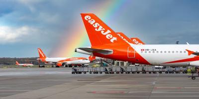 easyJet Backs Apollo’s $7.65 Billion Takeover Bid, Rejects Castlelake Offer